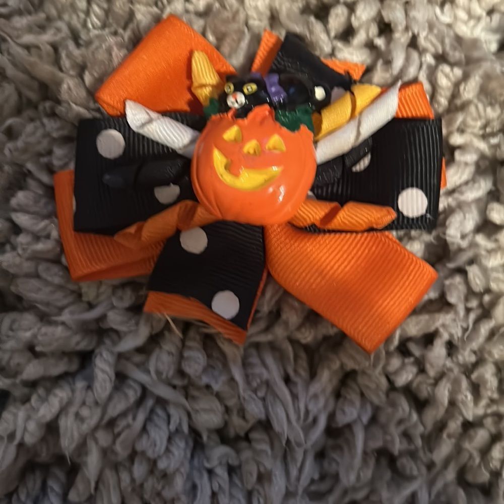 Assorted Hair Bows - Picture 5 of 7